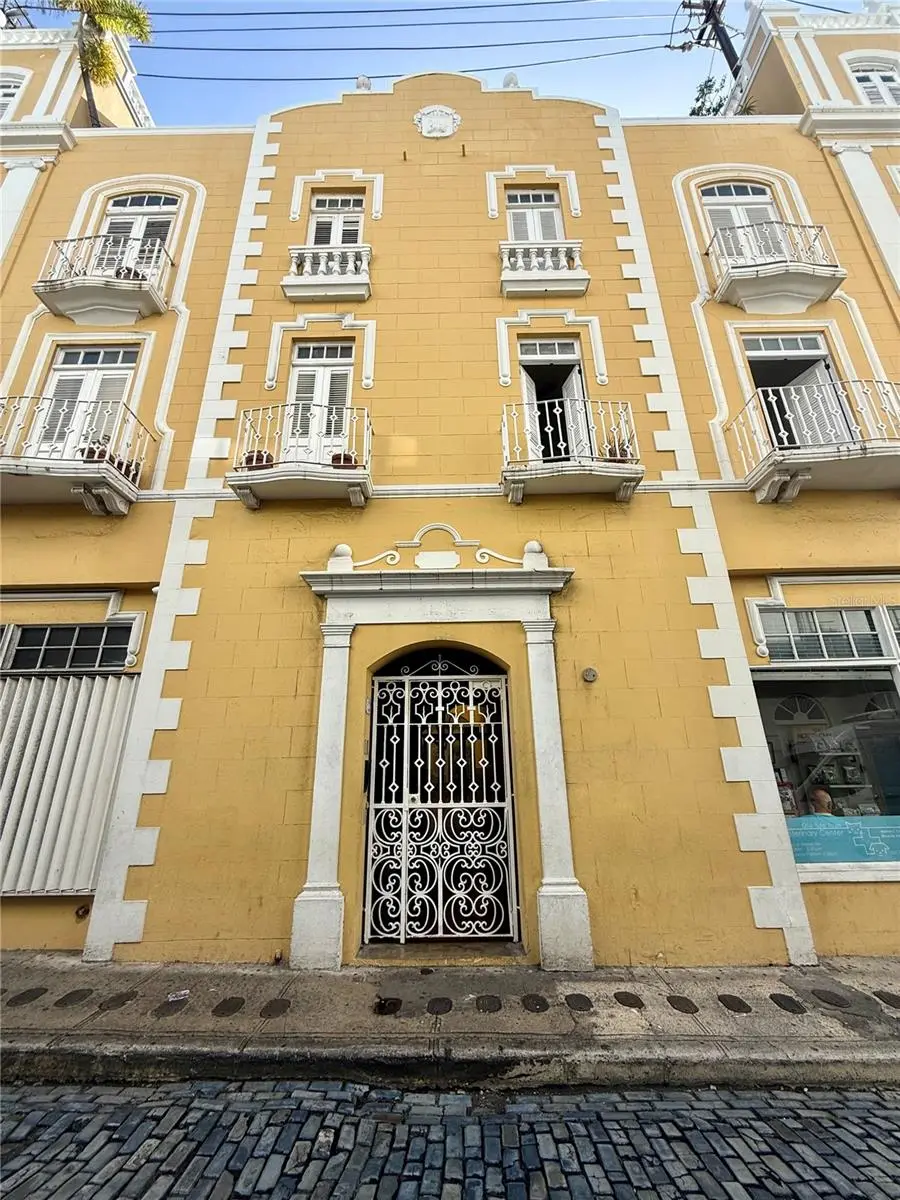 153 De La Cruz, PR
