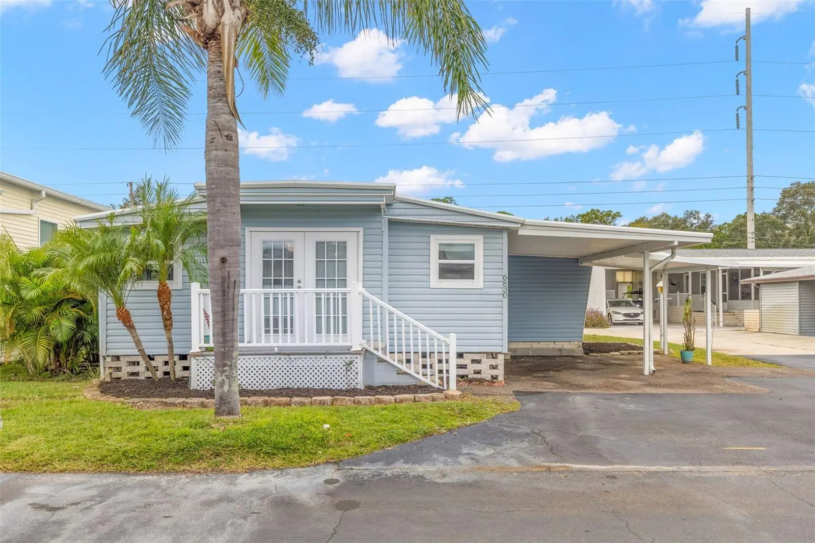 6830 Americana Drive, FL