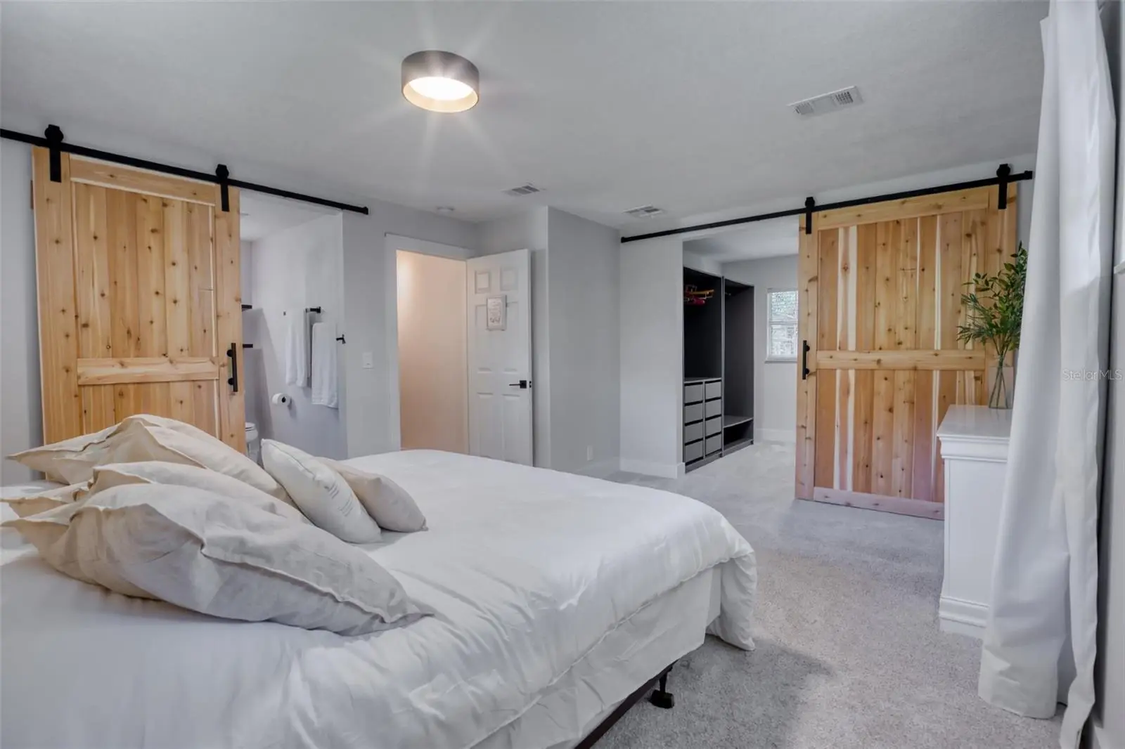 398 Palm Drive, FL