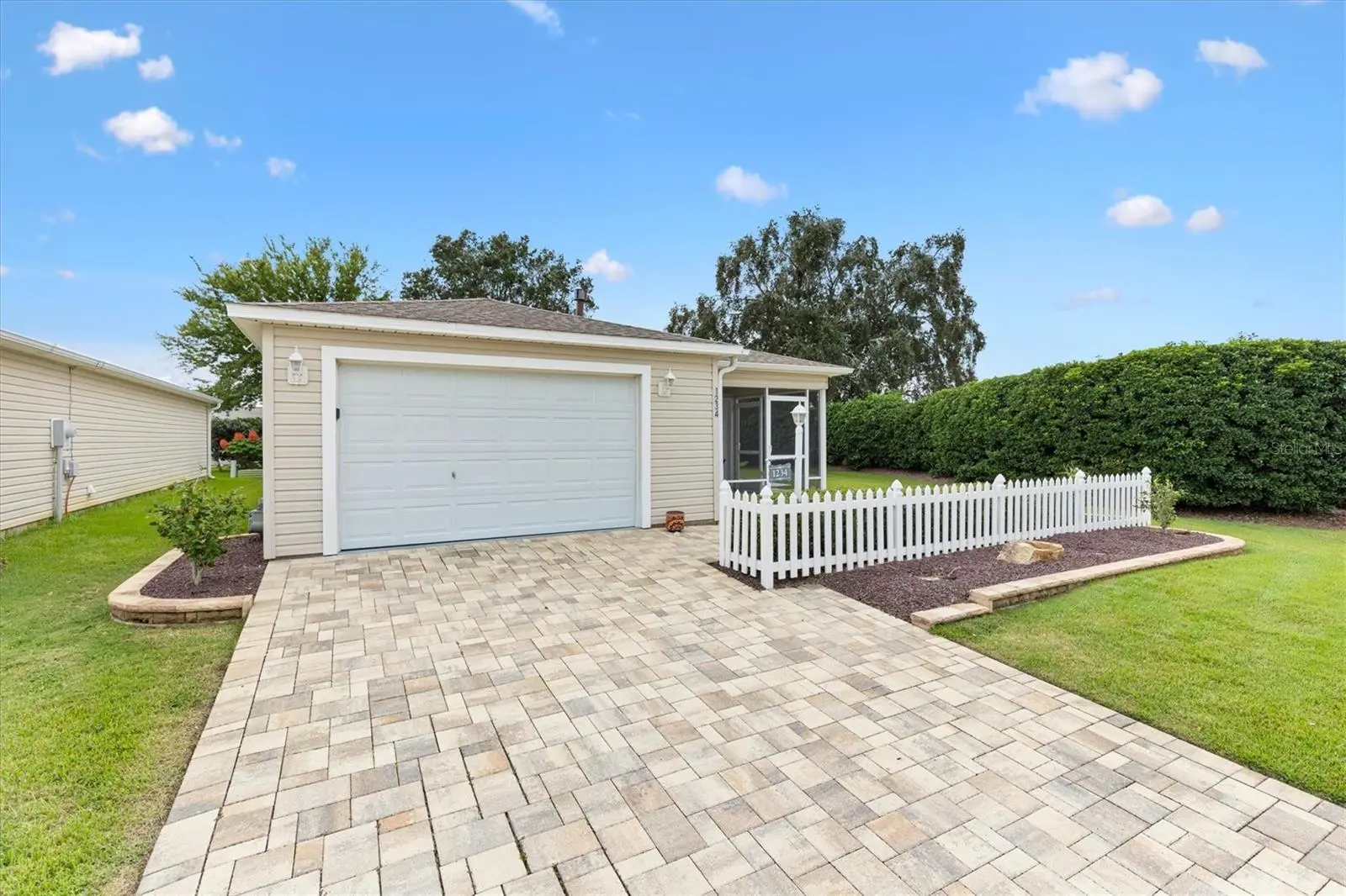1234 Eagle Ridge Drive, FL