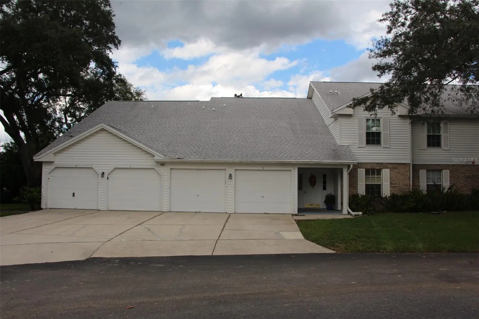 5301 White Cliff Lane, FL