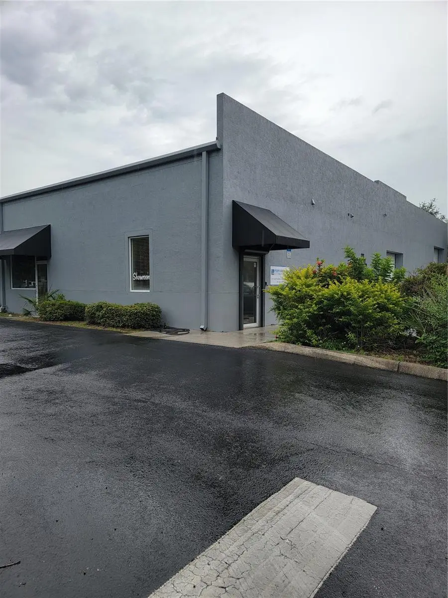 325 Sand Pine Boulevard, FL