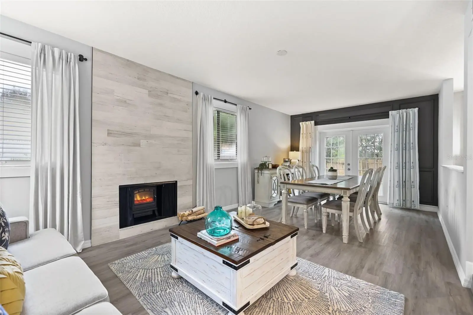 627 Clearn Court, FL