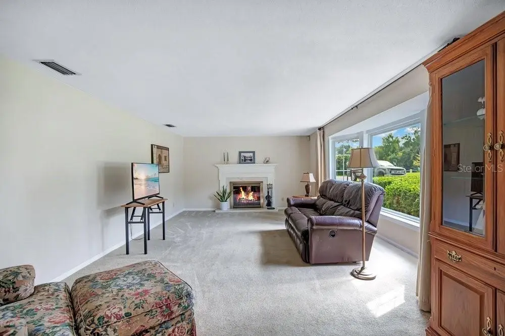 109 Pine Needle Lane, FL