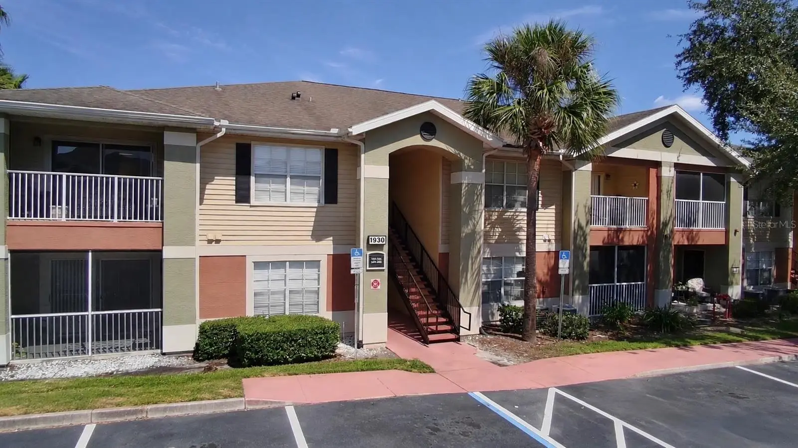 1930 Summer Club Drive, FL