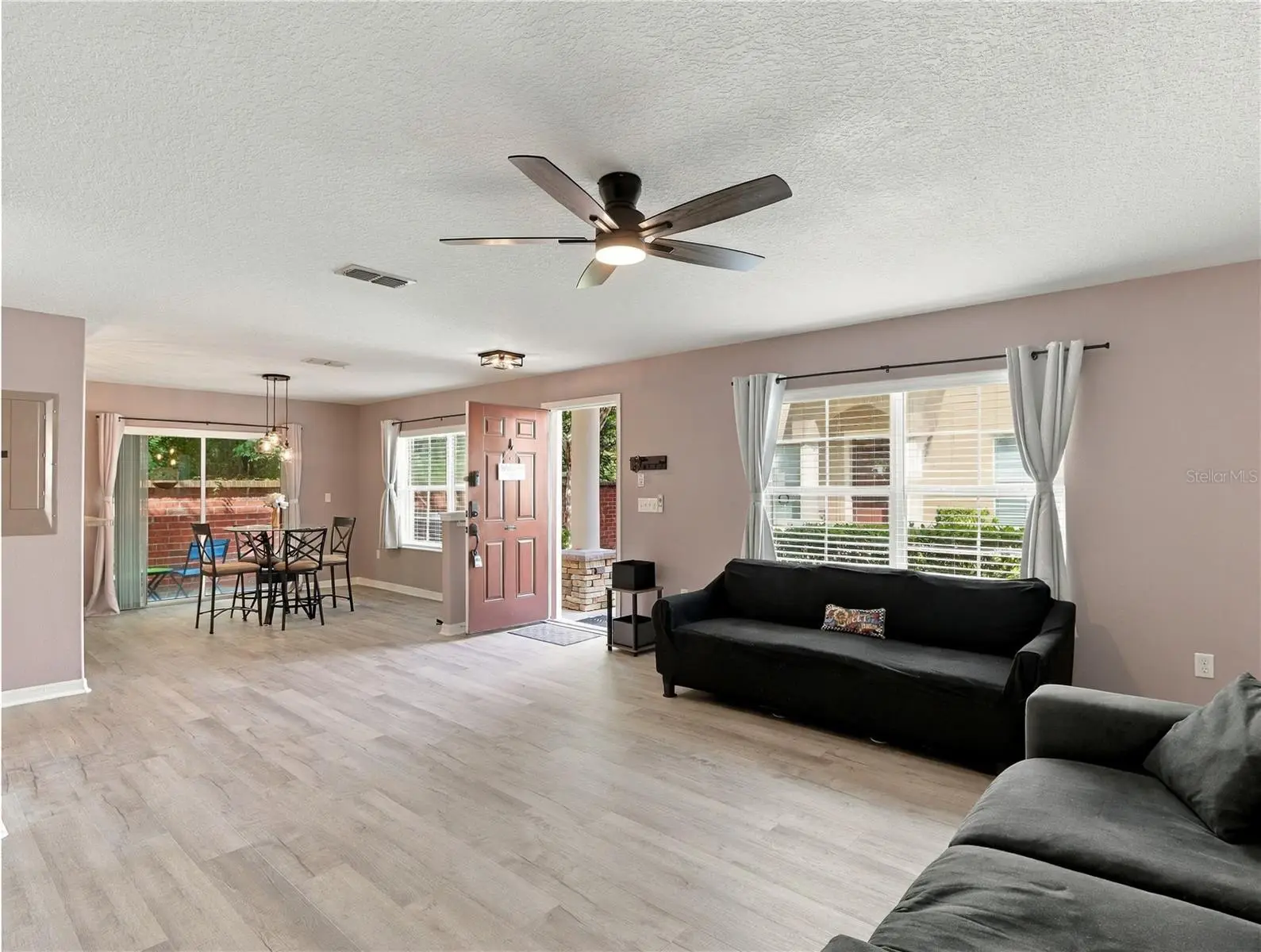 242 Carina Circle, FL