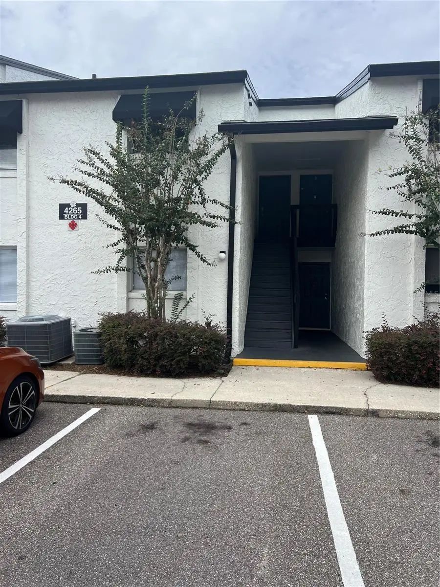 4265 Semoran Boulevard, FL
