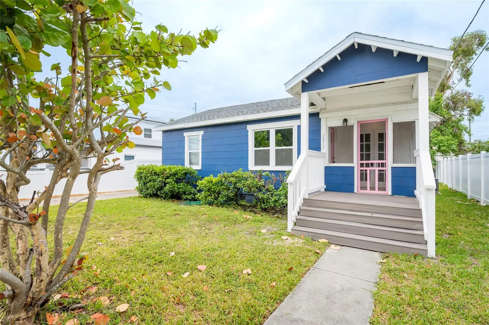 2017 Oceanview Place, FL