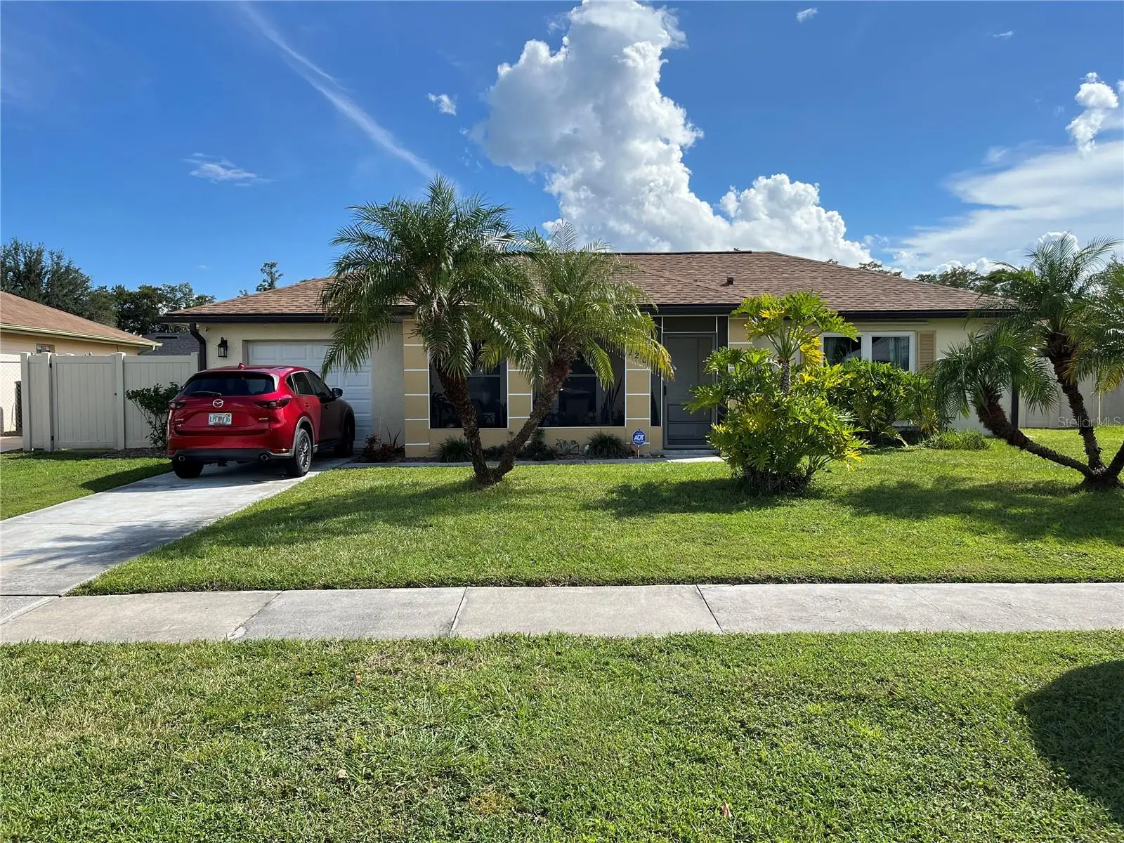 220 Mississippi Woods Lane, FL