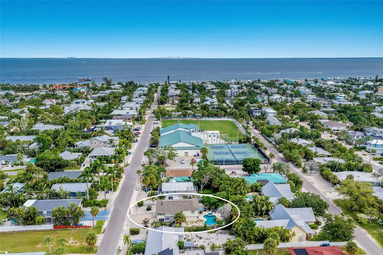 313 Magnolia Avenue, FL