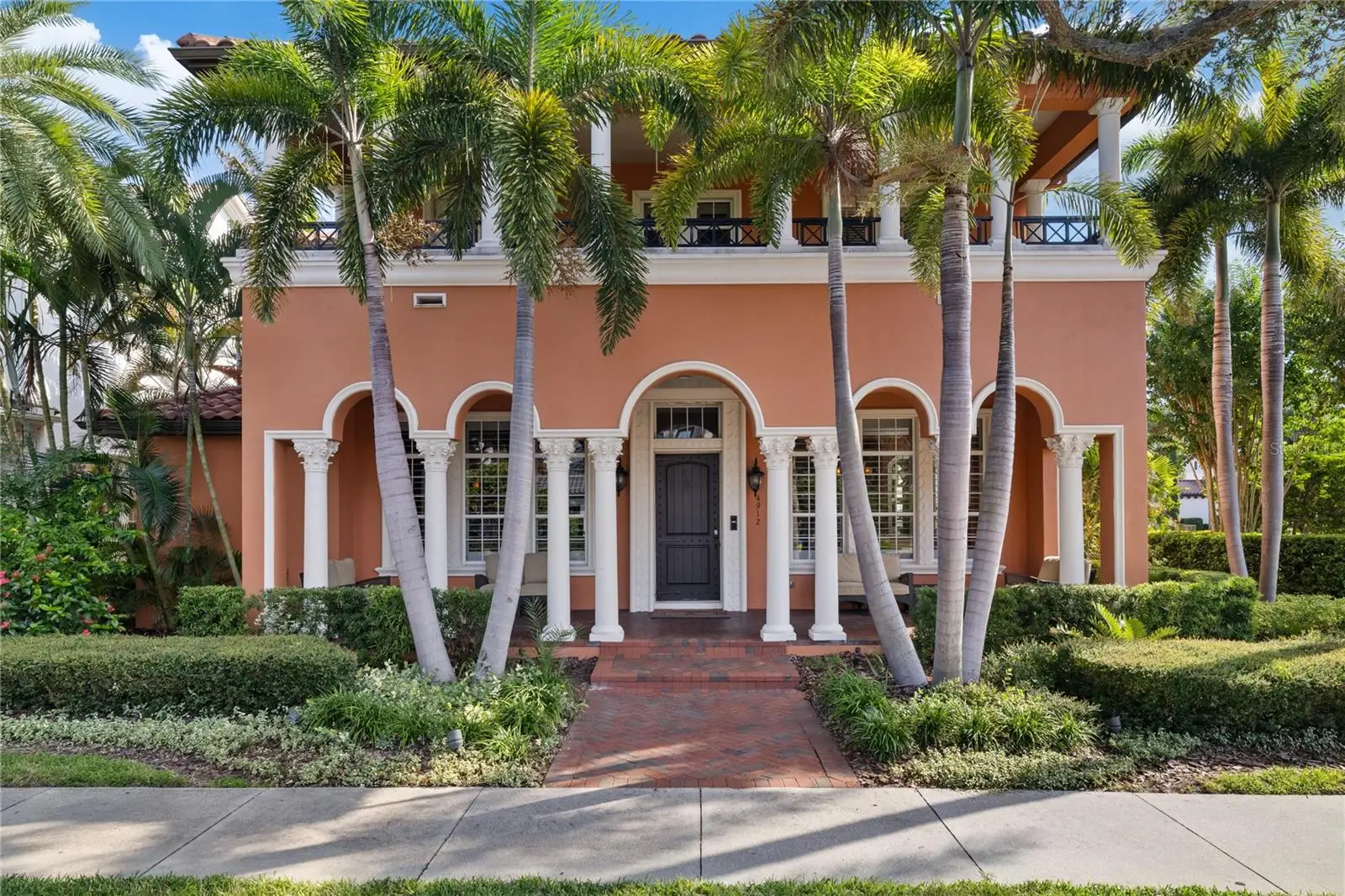 4912 Yacht Club, FL