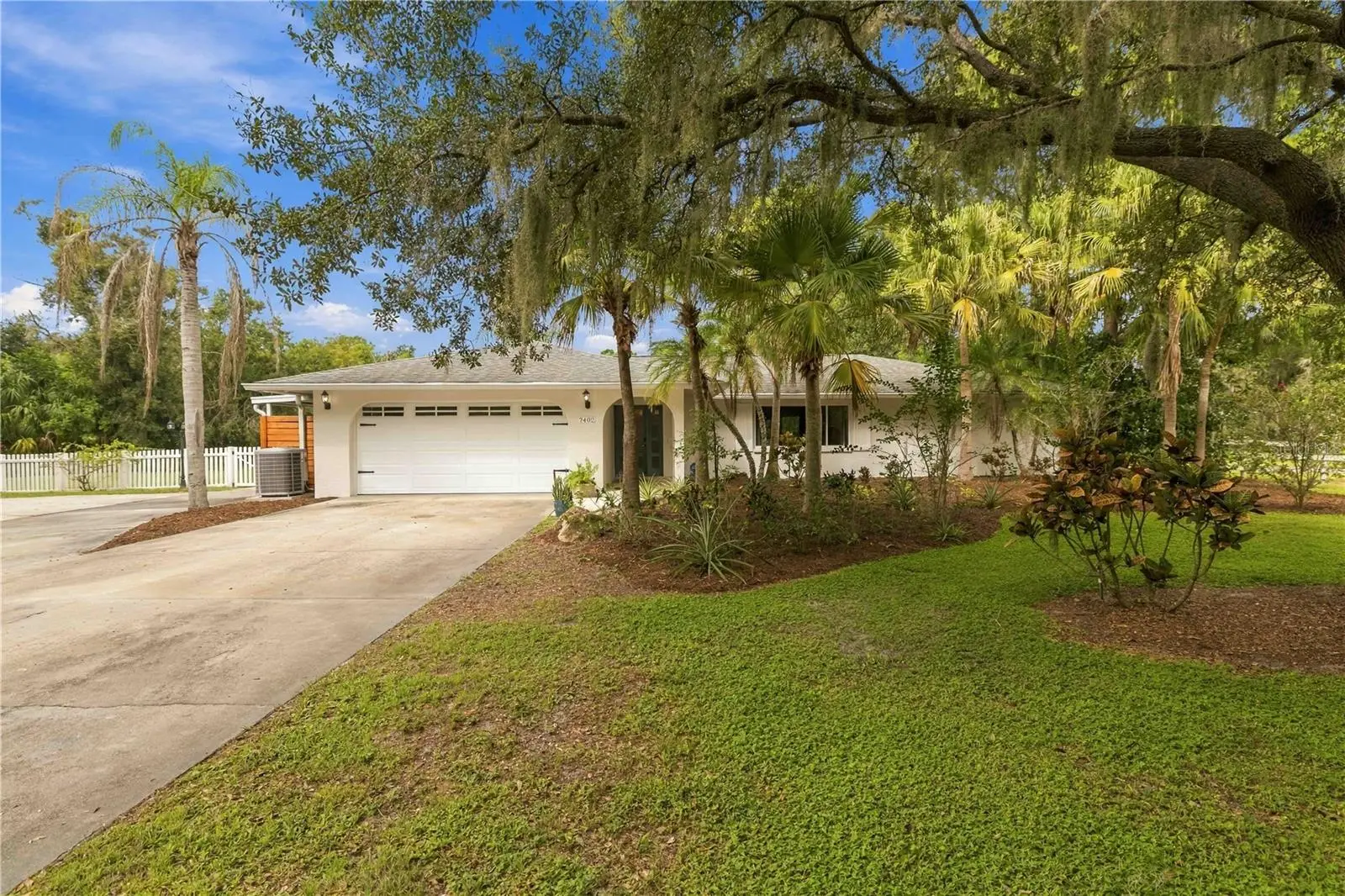 7402 Castle Drive, FL