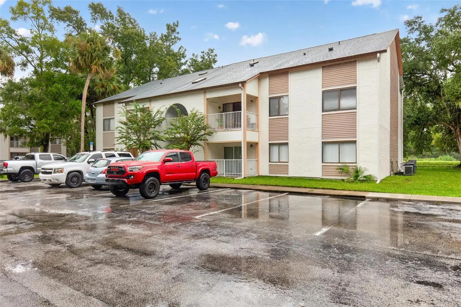 3107 Oak Trail Run, FL