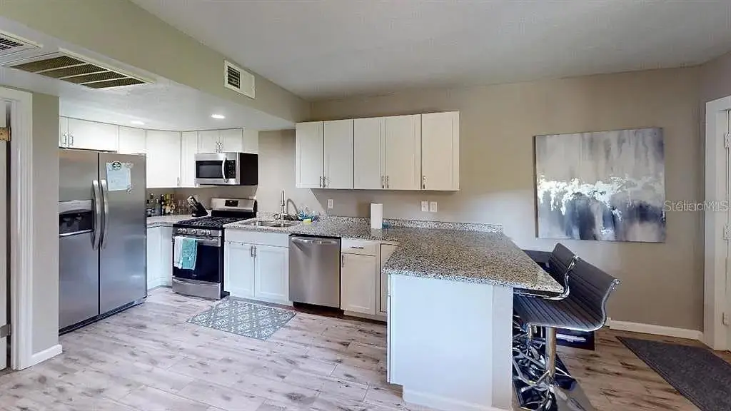 133 Oyster Bay Circle, FL