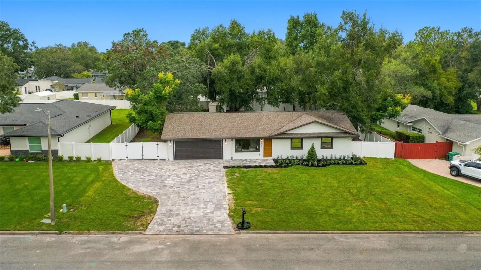 190 Roper Drive, FL