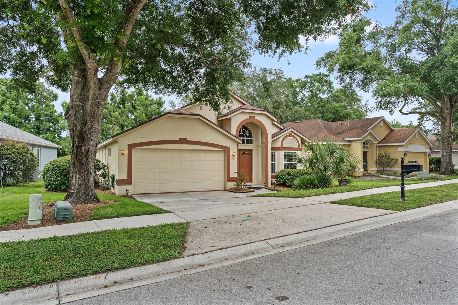 2955 Sabel Oak Place, FL