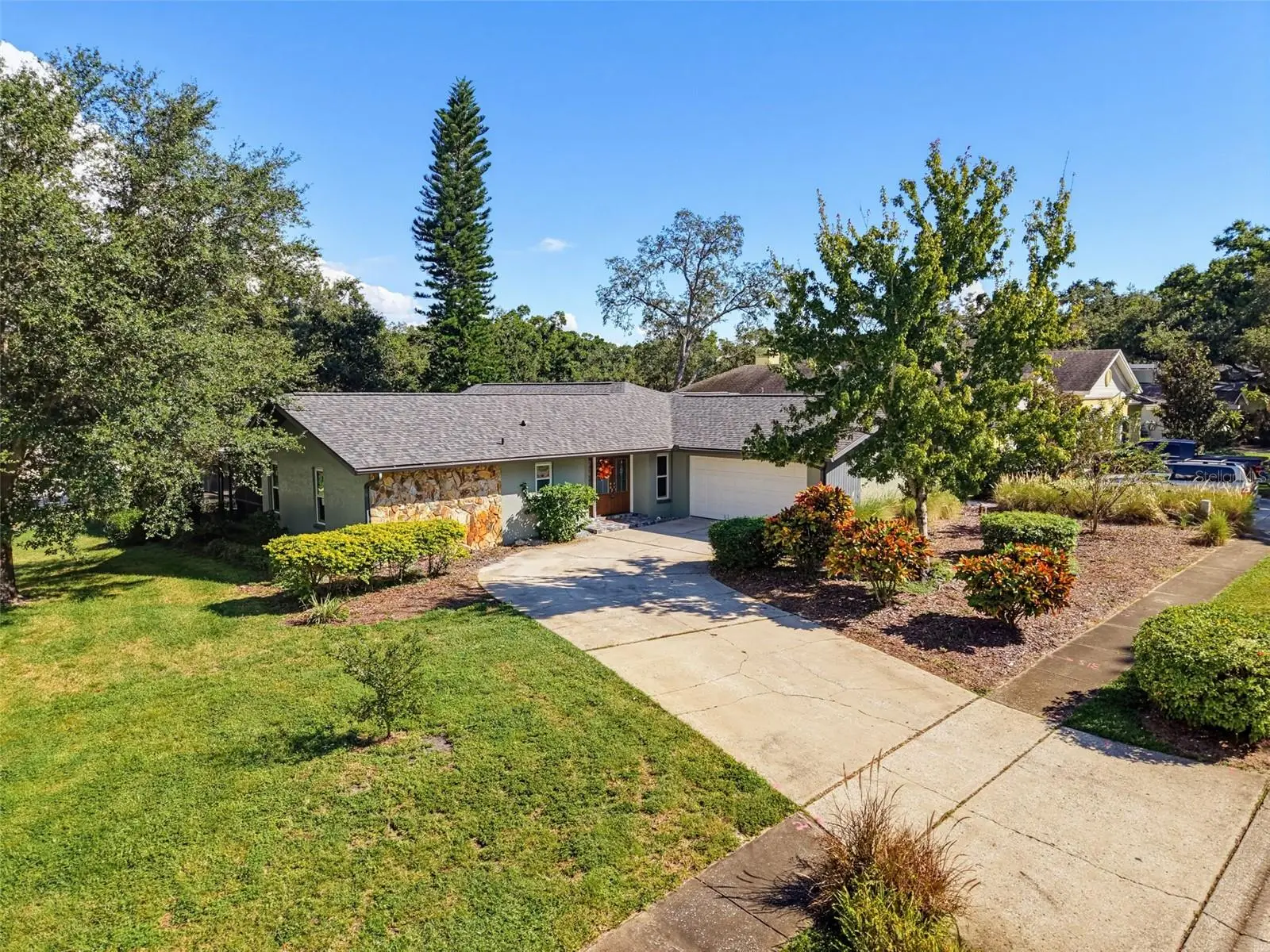 3 Summit Lane, FL