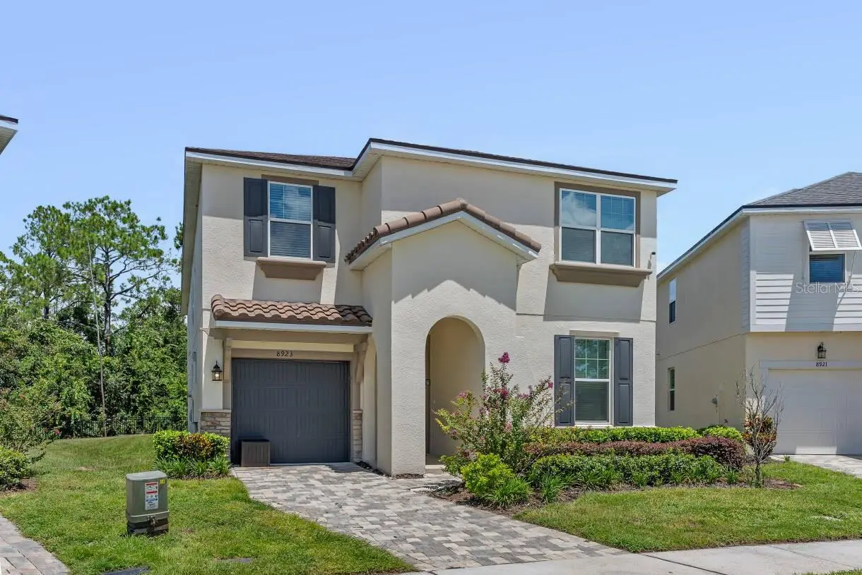 8923 Coconut Breeze Drive, FL