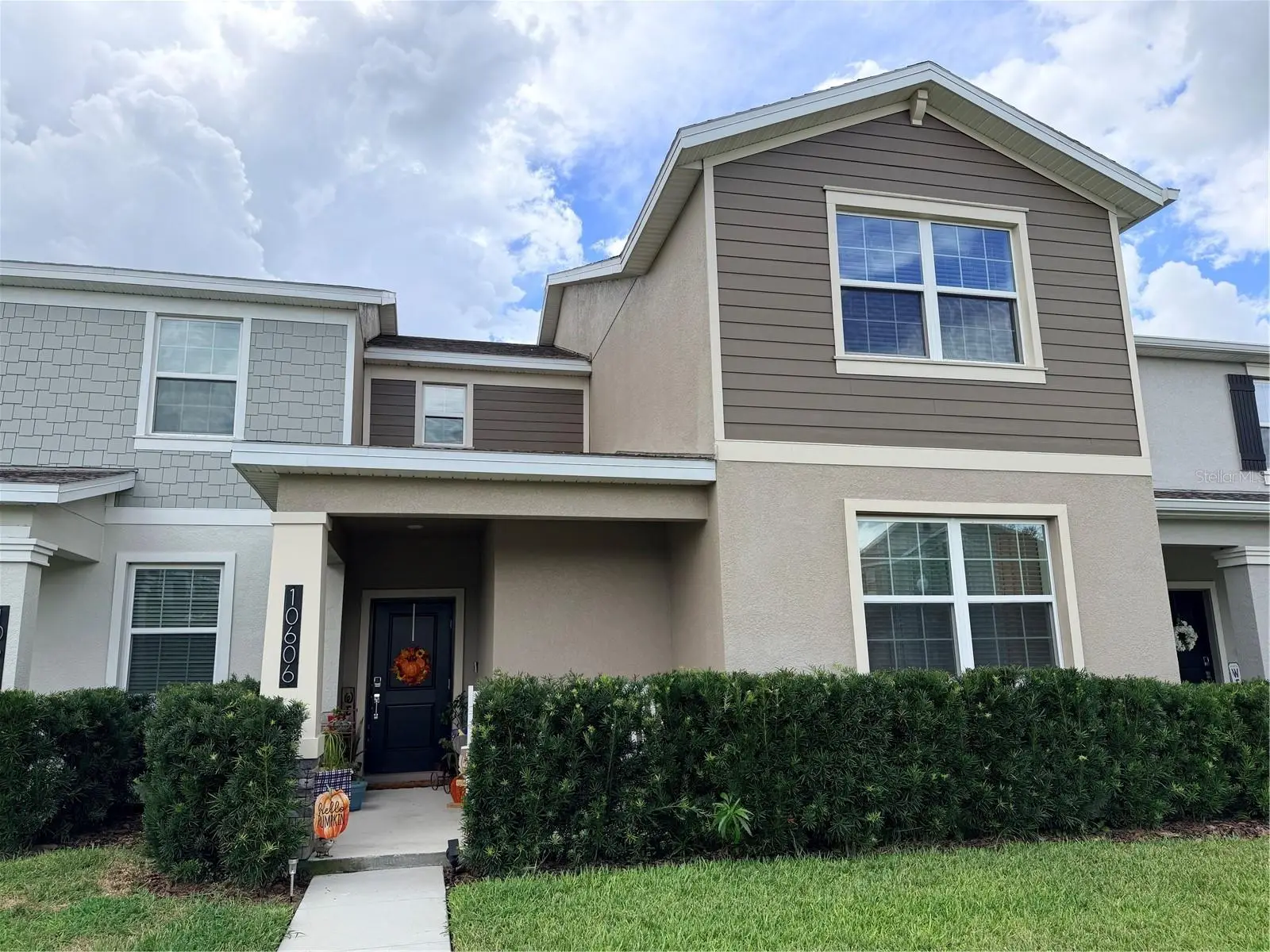 10606 Words Drive, FL