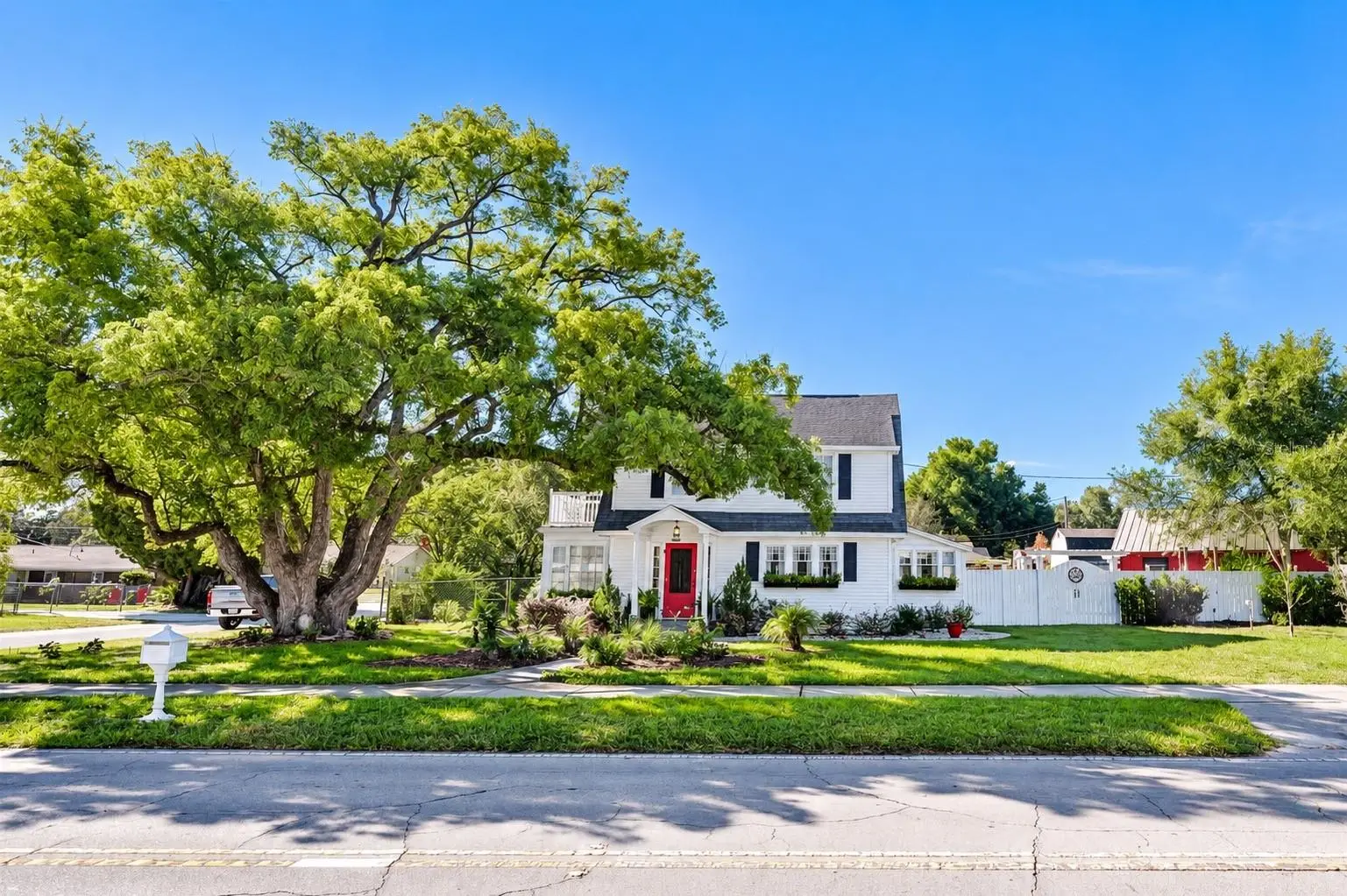1901 10th Street, FL