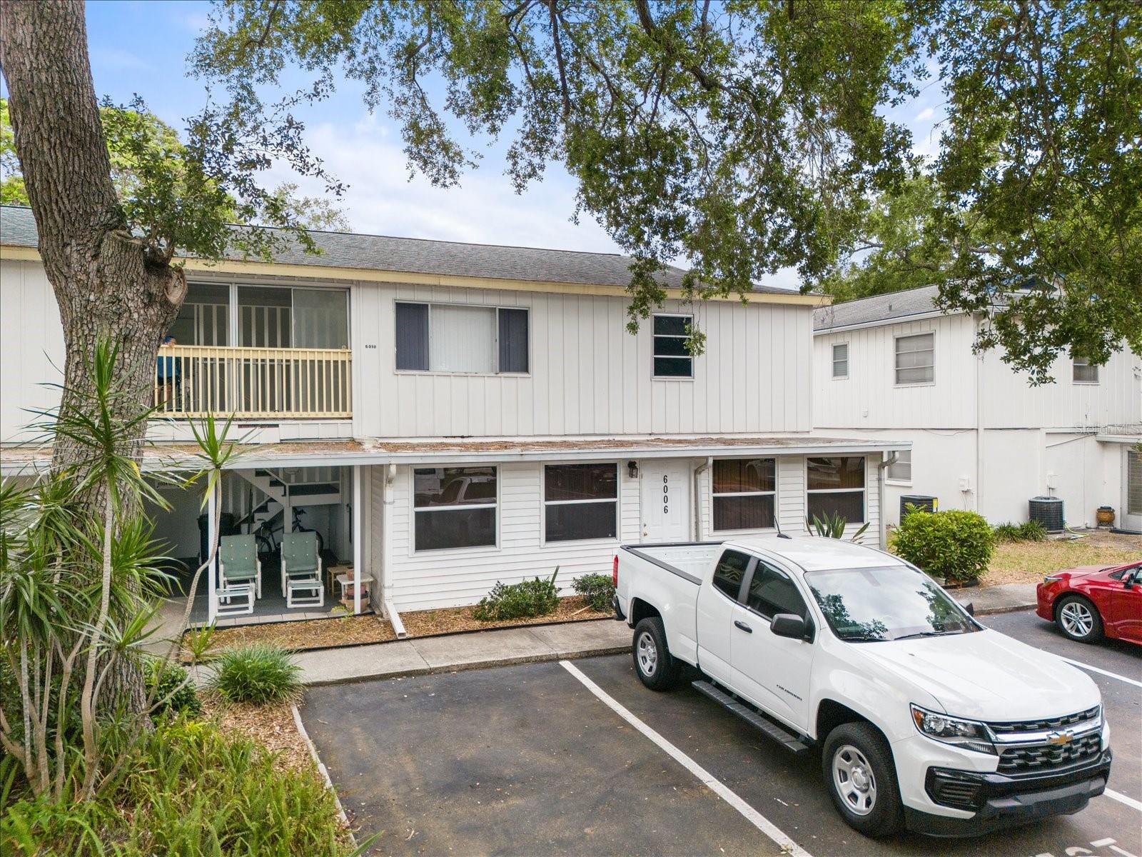 6010 Lilli Way, FL