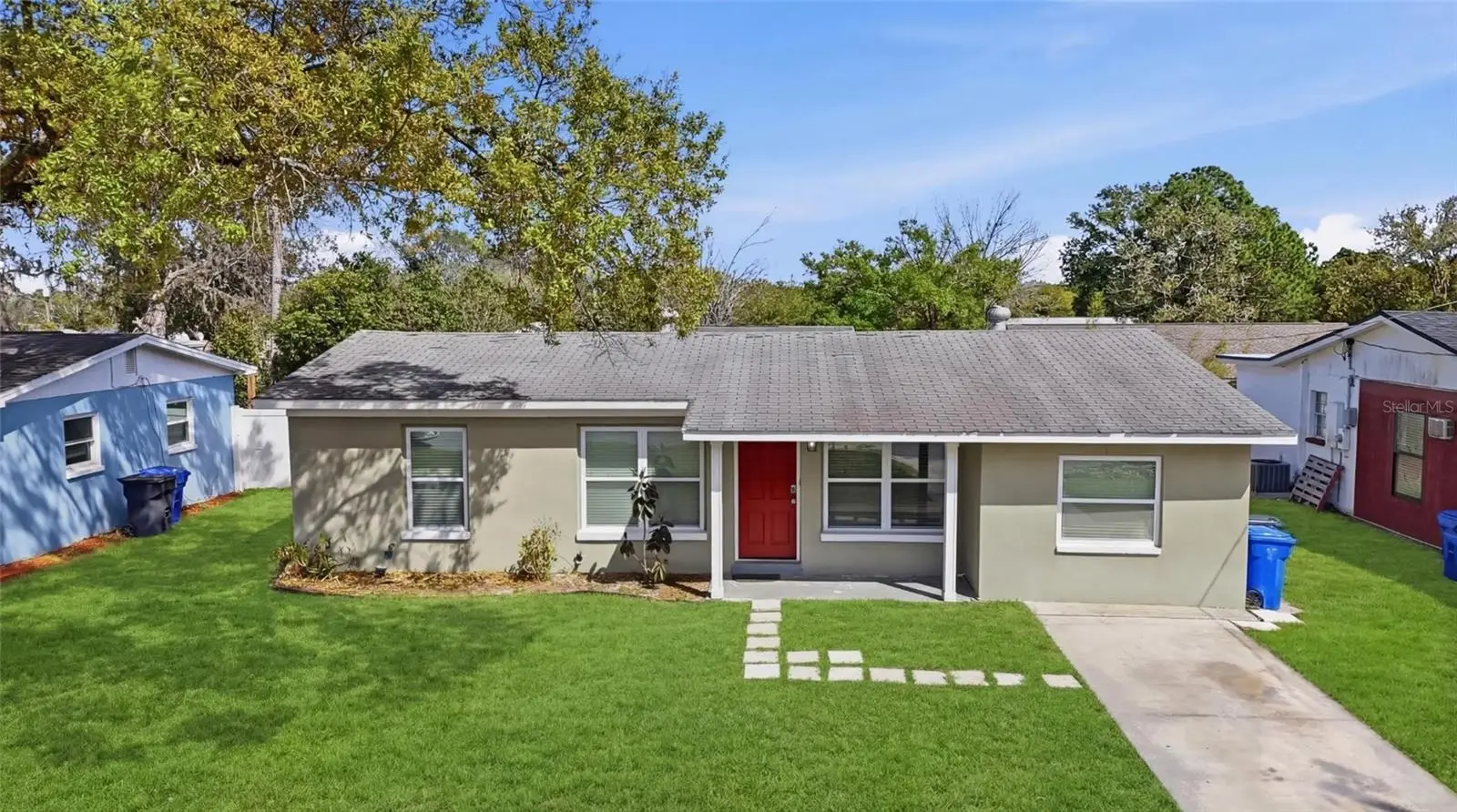 8609 Chinaberry Drive, FL