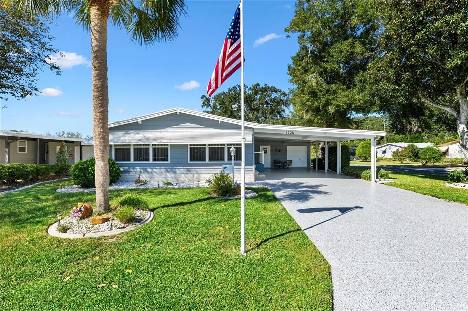 1228 Palmetto Drive, FL