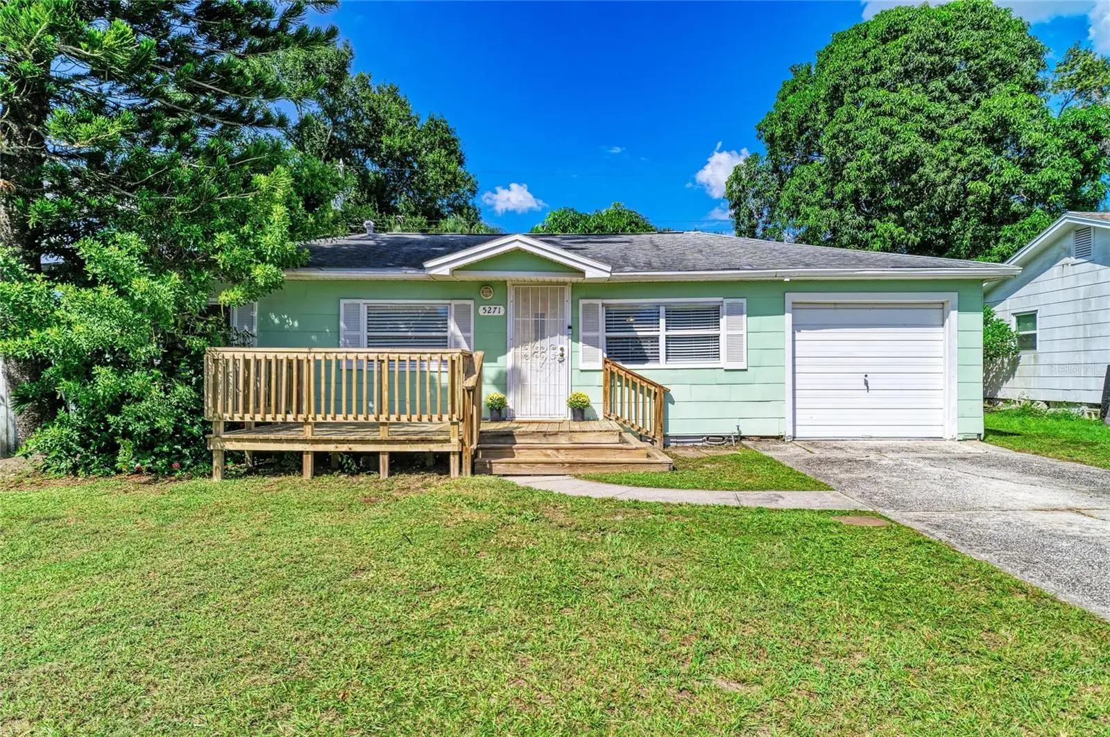5271 43rd Terrace, FL