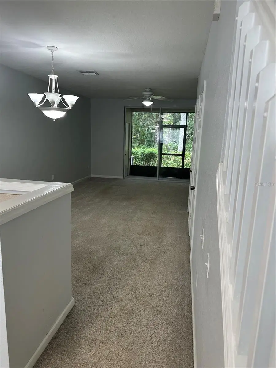 766 Shropshire Loop, FL