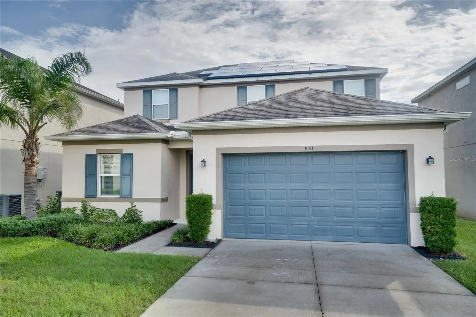 920 Grand Hilltop Drive, FL