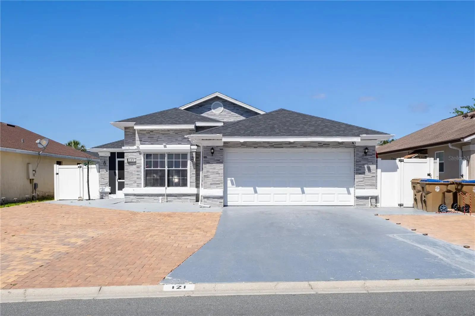121 Lochness Lane, FL