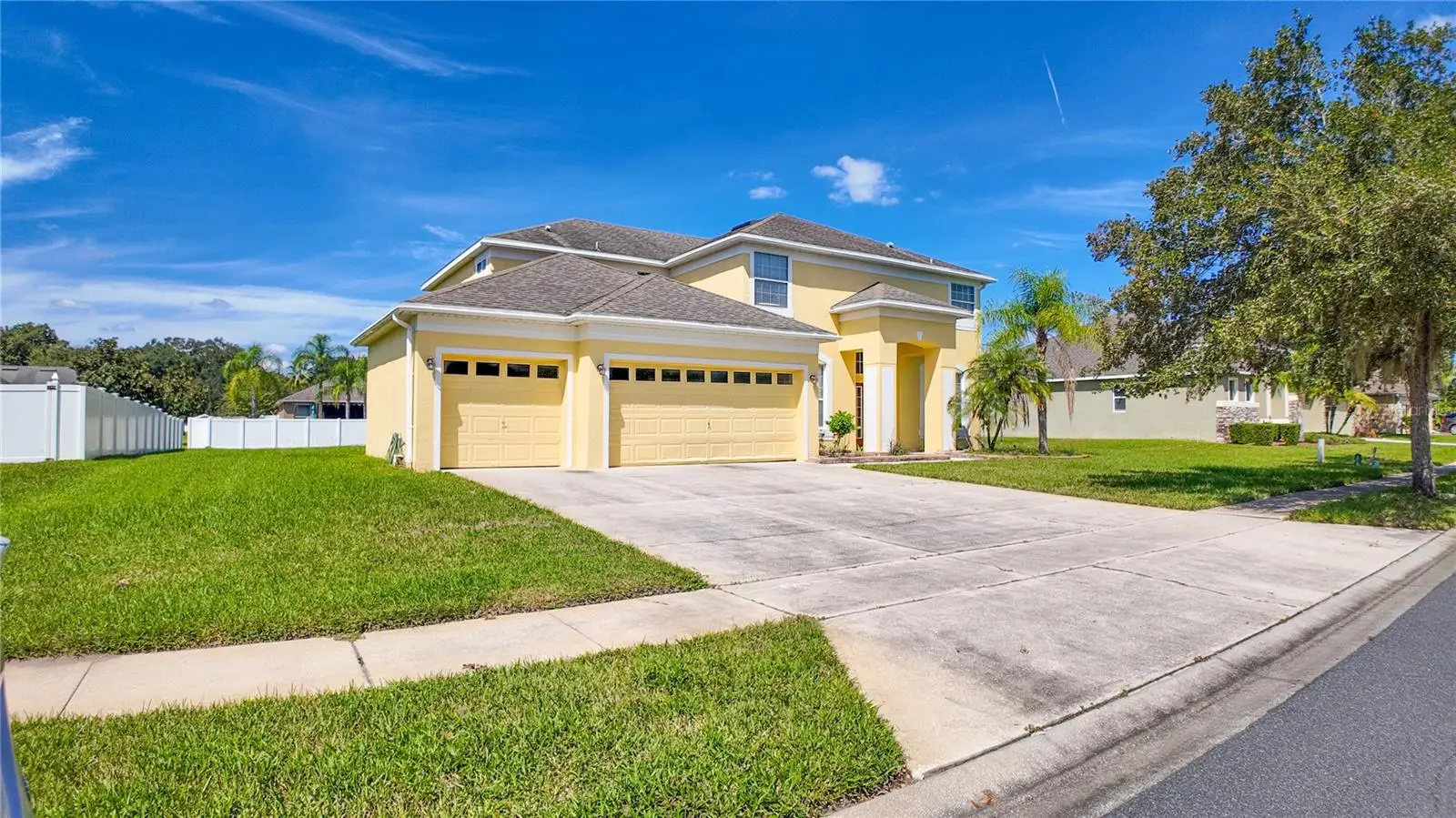 3145 Twisted Oak Loop, FL
