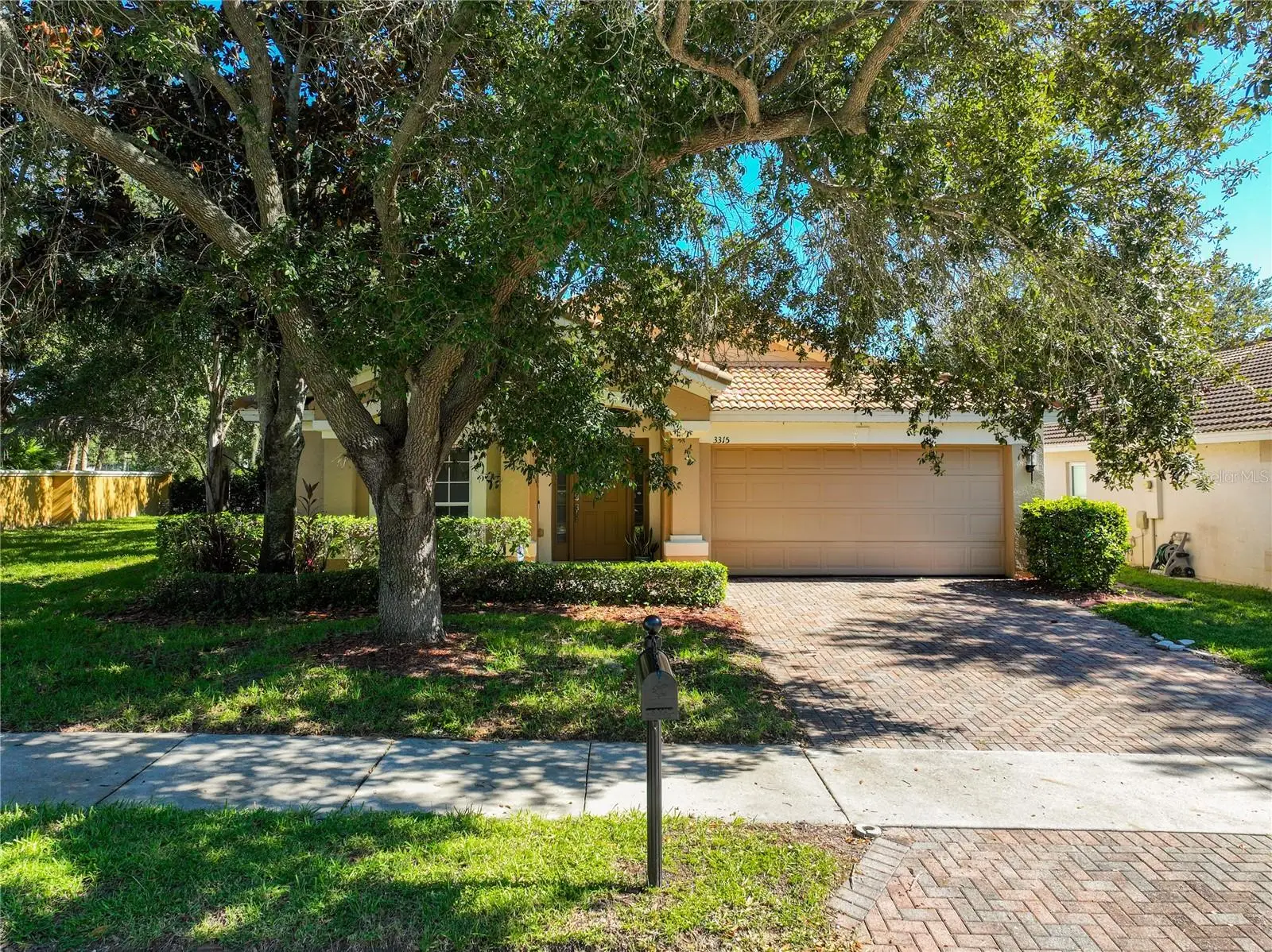 3315 Flamborough Drive, FL