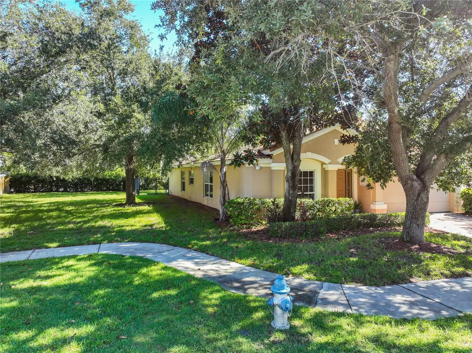 3315 Flamborough Drive, FL
