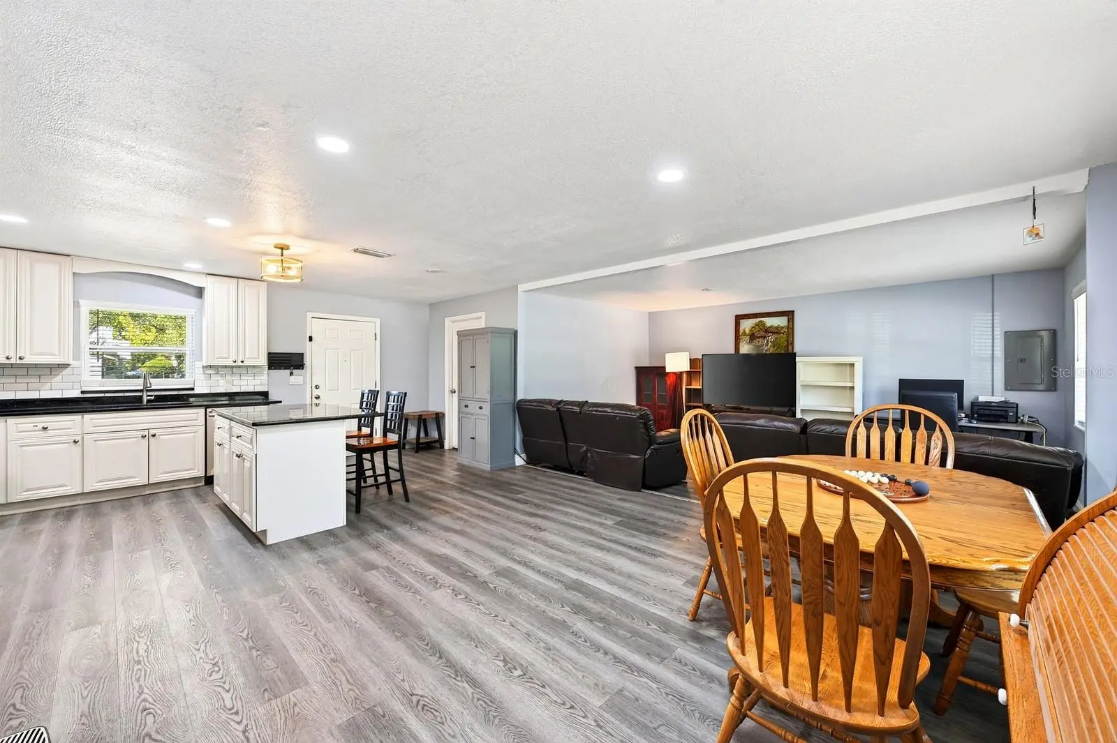 1444 Kenny Court, FL