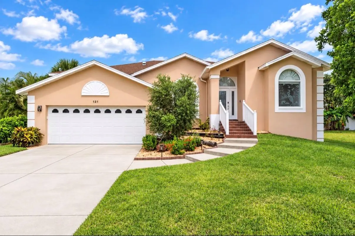 121 7th Street, FL