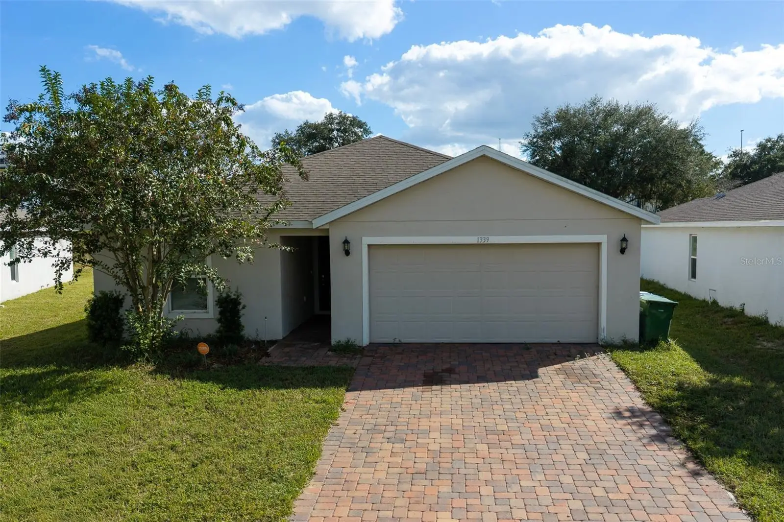 1339 Lucerne Loop Road, FL