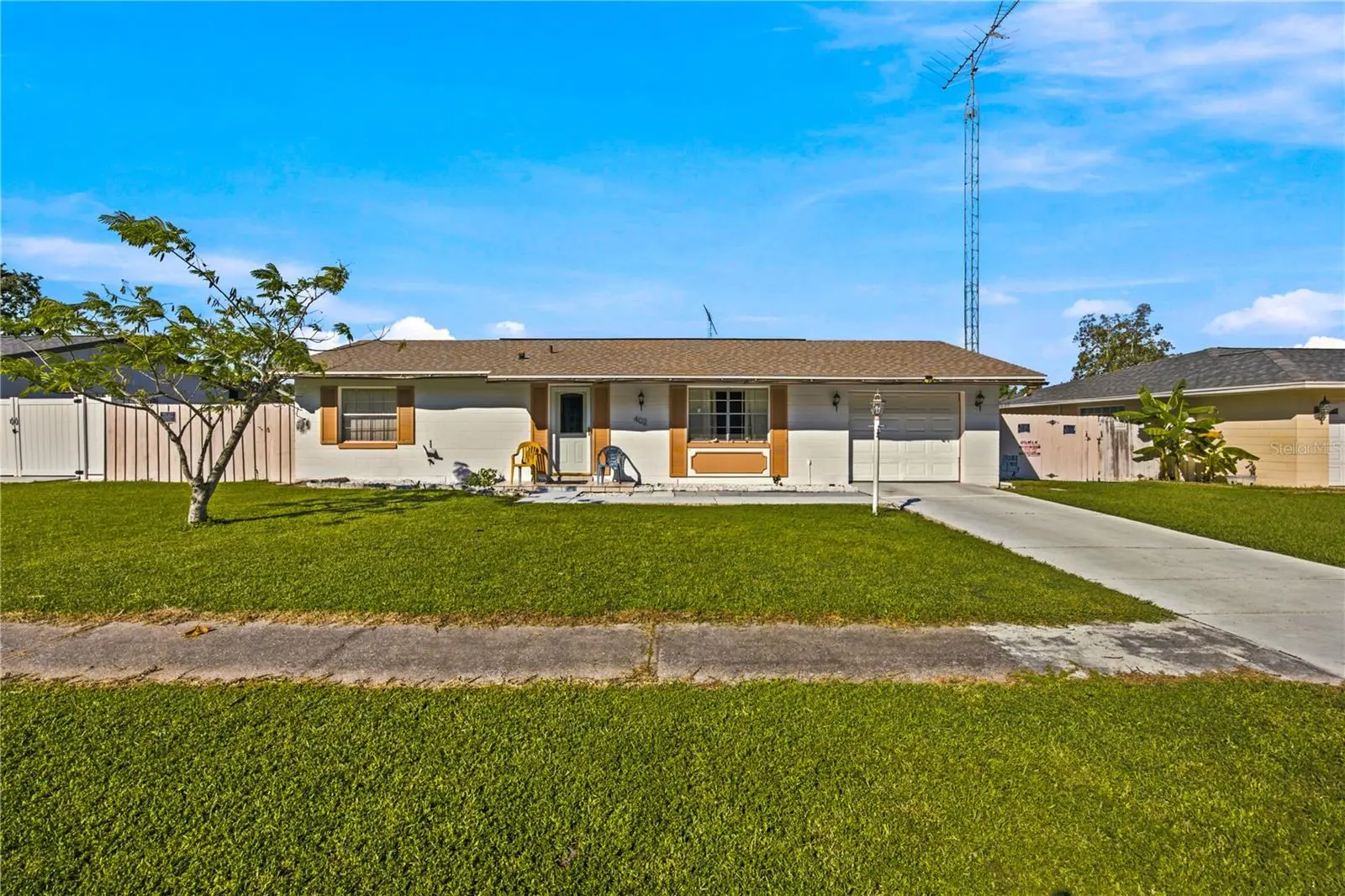 402 Marion Oaks Drive, FL