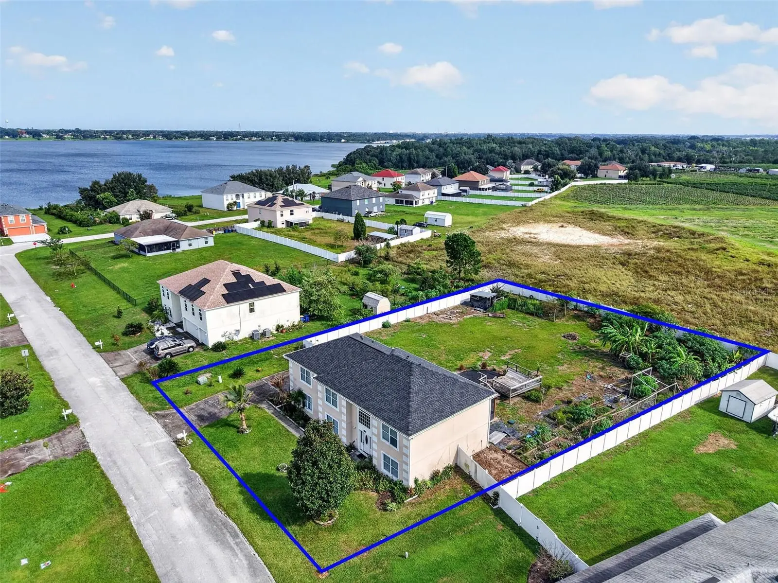 321 Lake Hills Ln, FL