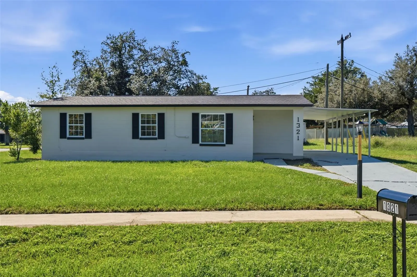 1321 Fountainhead Drive, FL