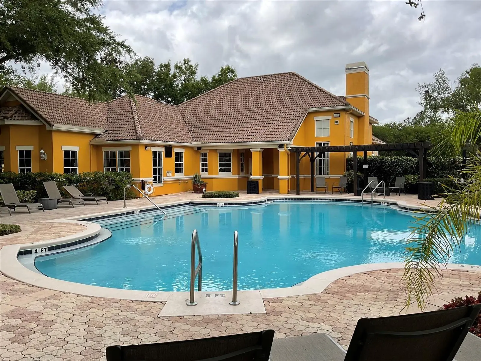8813 Villa View Circle, FL