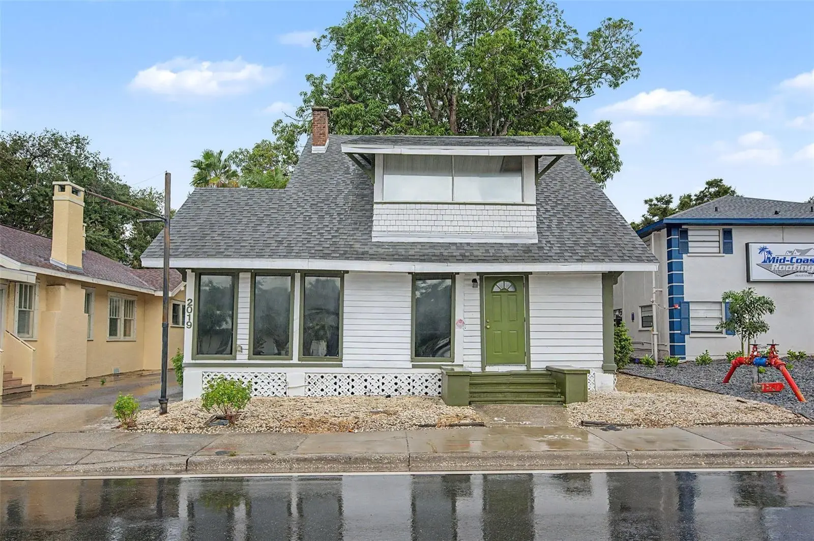 2019 Manatee Avenue, FL