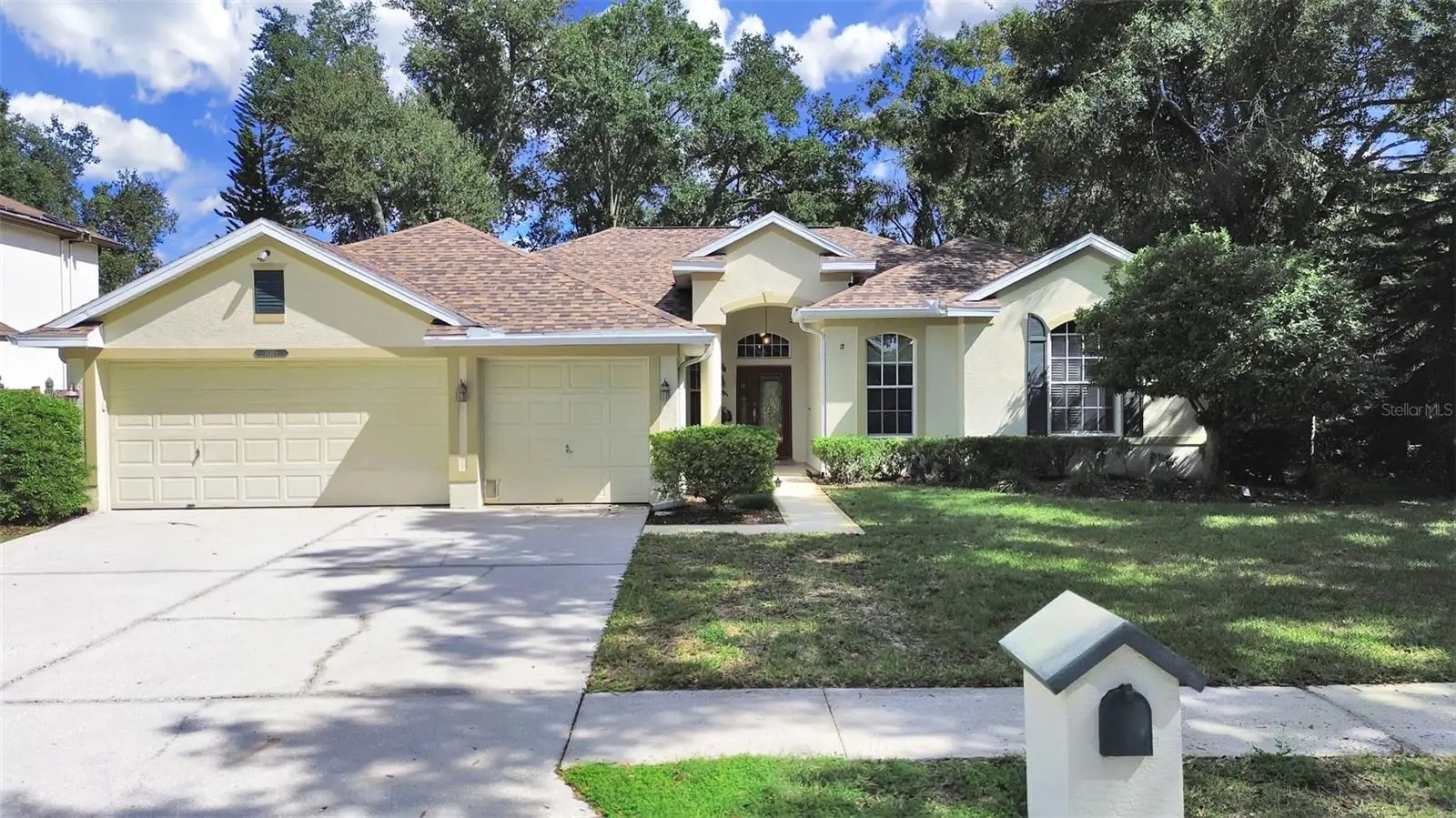 14915 Devonshire Woods Place, FL