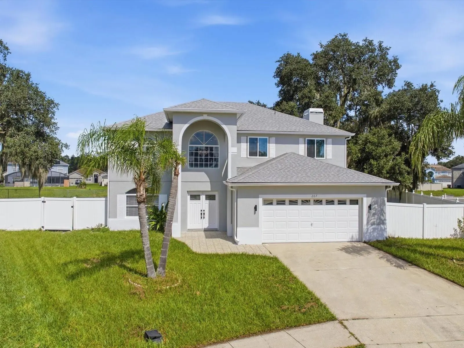 207 Redwood Bark Trail, FL