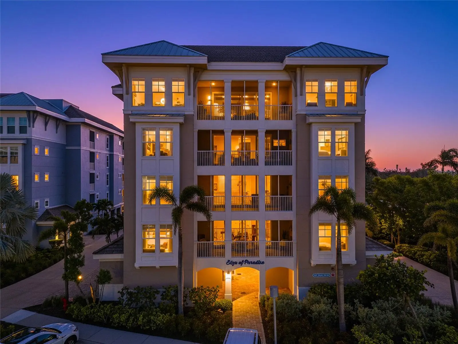 395 Aruba Circle, FL