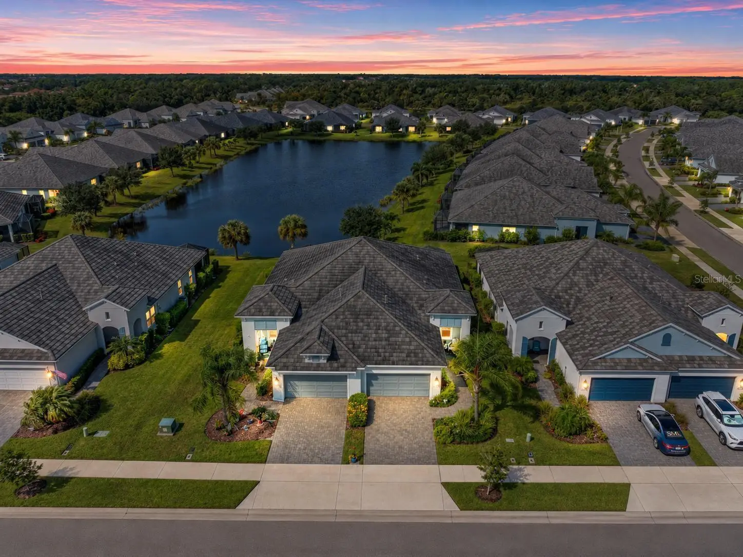 21609 Lake Placid Way, FL