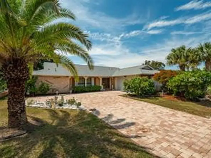 13507 Shadberry Lane, FL