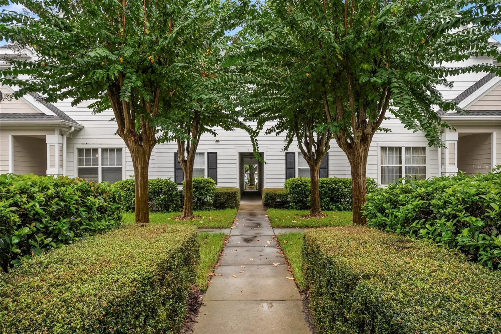 1300 Eastern Pecan Place, FL