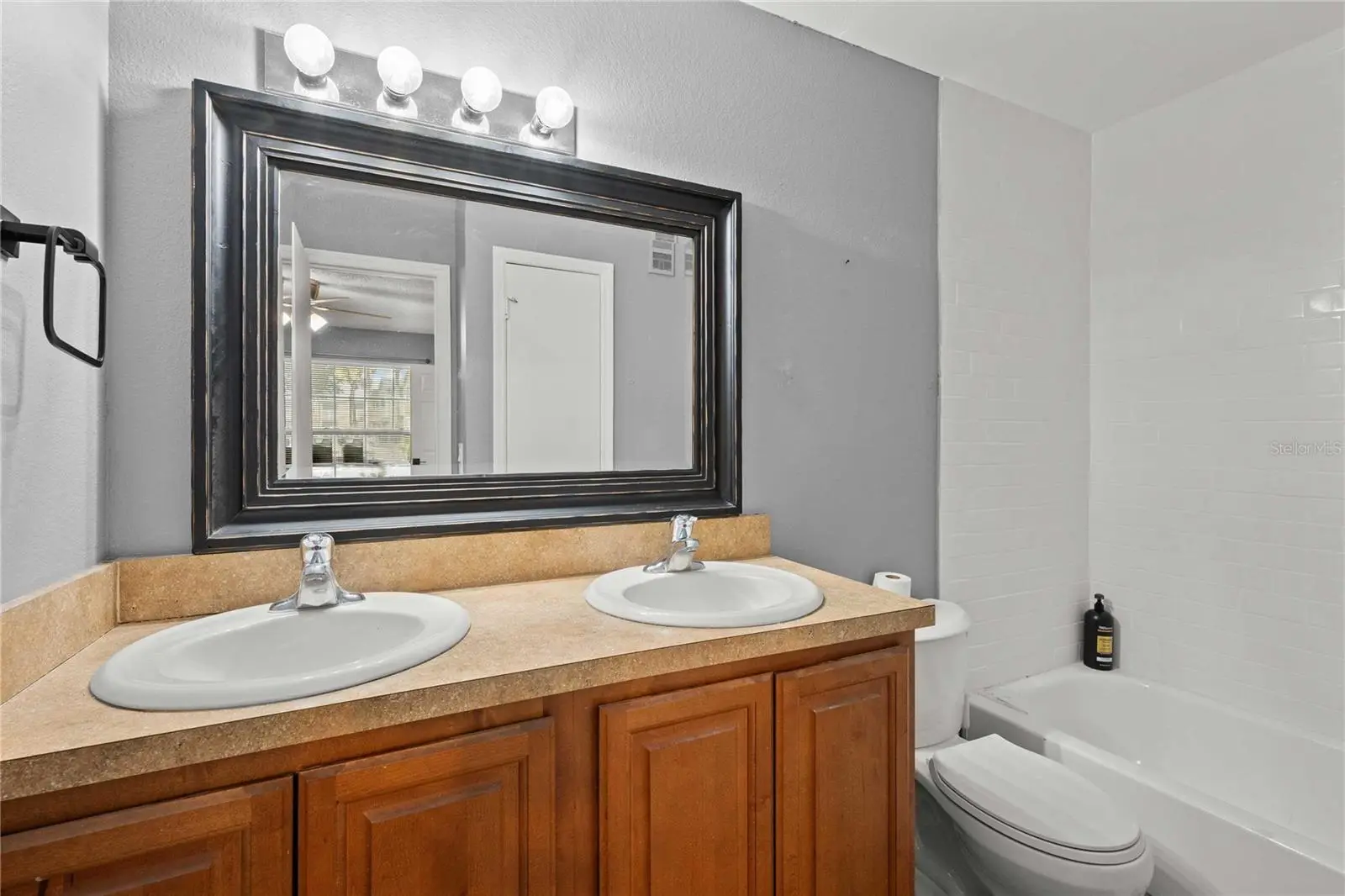 1069 Hiawassee Road, FL