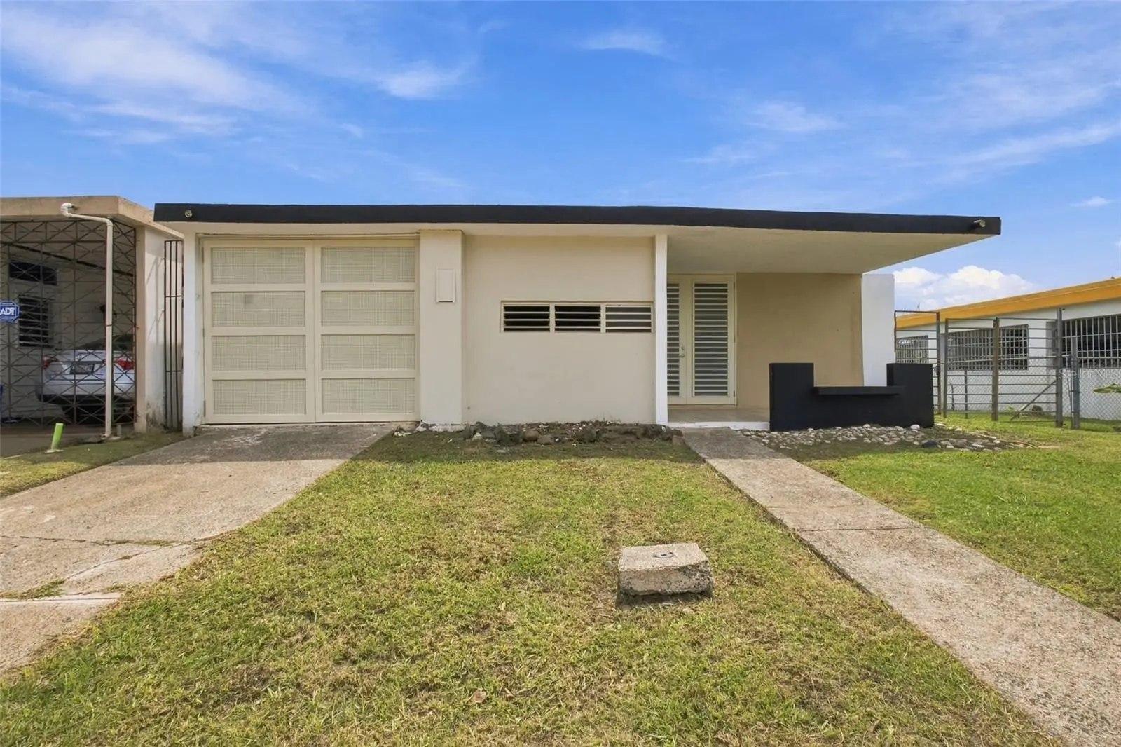 W-1 Ruiz Soler Ave. Jardines De Caparra Dev., PR
